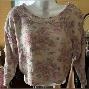 Unbranded Vintage Grunge Shabby Crop Top Floral Sweater 42” Bust 17” Length